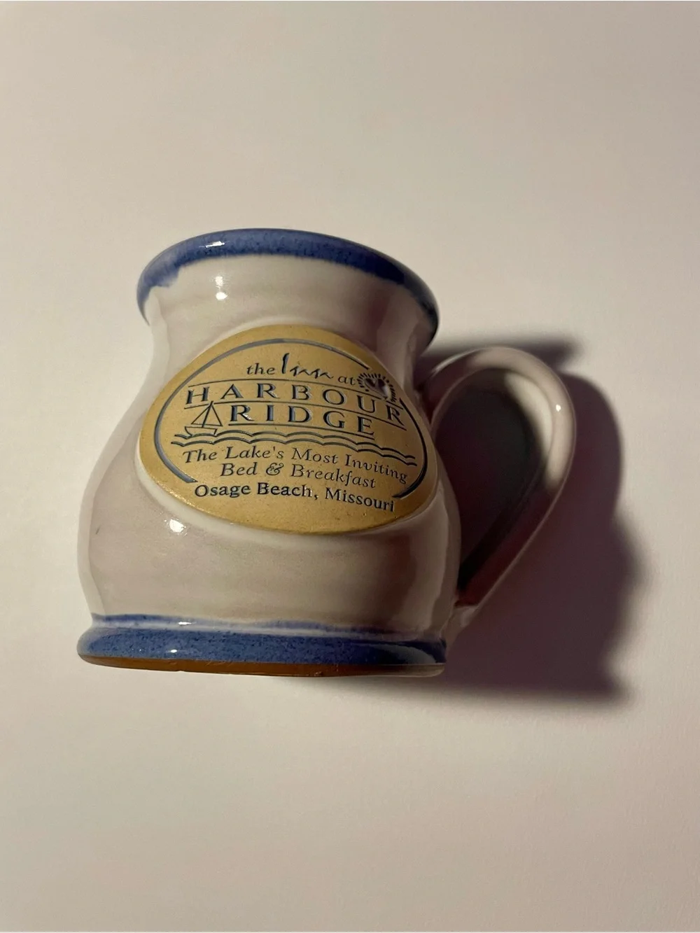 Deneen Pottery Harbour Ridge Bed & Breakfast Ozarks Stoneware Coffee Mug 2010